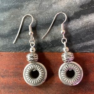 NWOT silver toned drop earrings